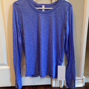 Lululemon Beat the Heat LS shirt Size 8